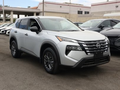 New 2025 Nissan Rogue S