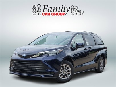 New 2025 Toyota Sienna LE