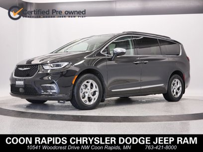Used 2023 Chrysler Pacifica Limited