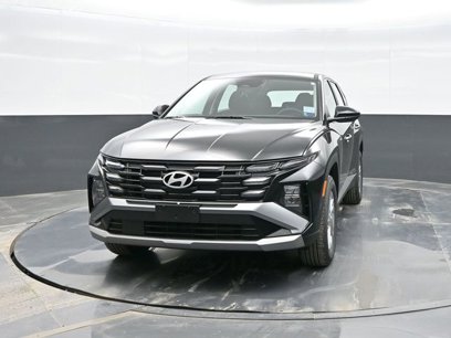 New 2025 Hyundai Tucson SE