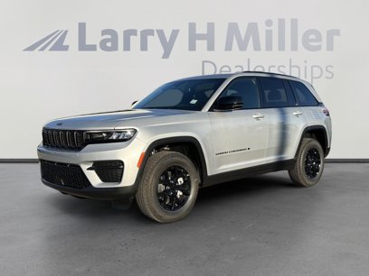New 2025 Jeep Grand Cherokee Laredo