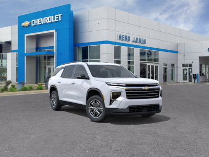 New 2025 Chevrolet Traverse LT w/ Driver Confidence Package