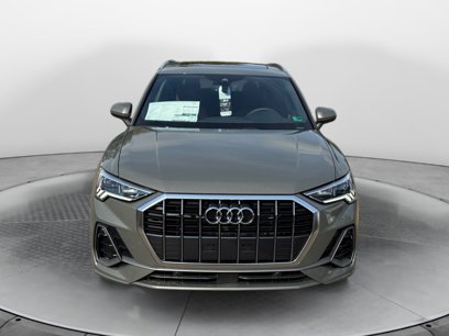 New 2025 Audi Q3 2.0T Premium