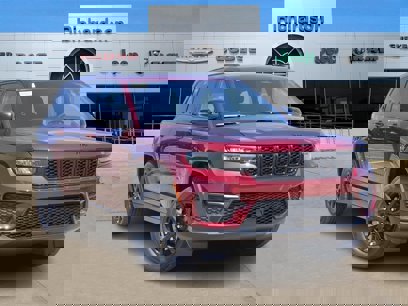 New 2025 Jeep Grand Cherokee Altitude