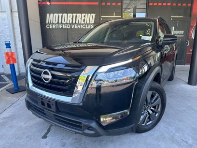 Used 2024 Nissan Pathfinder SV