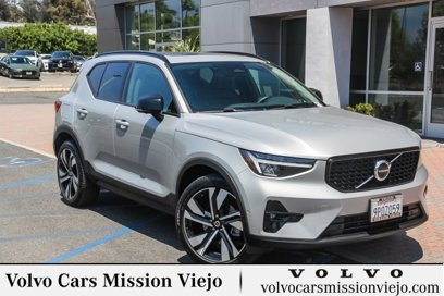 Certified 2025 Volvo XC40 B5 Plus