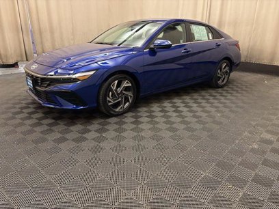New 2025 Hyundai Elantra SEL