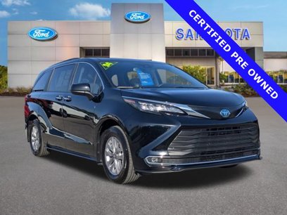 Used 2024 Toyota Sienna XLE