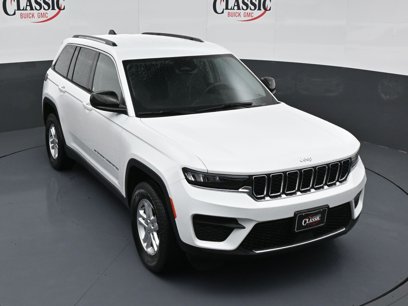 Used 2023 Jeep Grand Cherokee Laredo