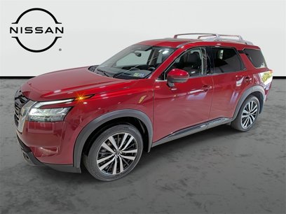 Used 2024 Nissan Pathfinder Platinum