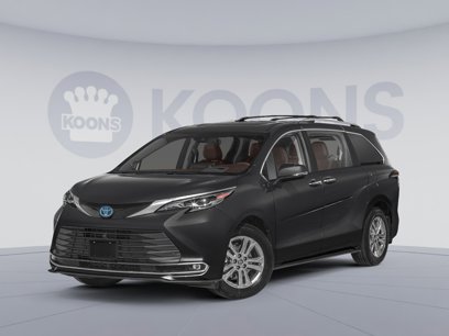 New 2025 Toyota Sienna Platinum
