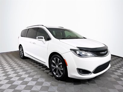 Used 2018 Chrysler Pacifica Limited