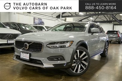 New 2025 Volvo V90 B6 Cross Country Plus w/ Protection Package Premier