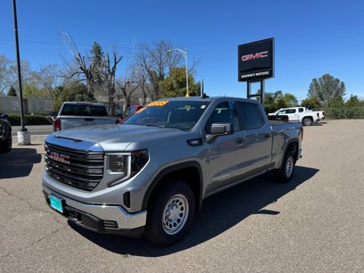 New 2025 GMC Sierra 1500 Pro w/ Pro Value Package