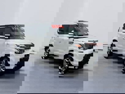 Used 2016 Kia Soul + w/ Primo Package