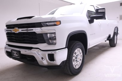 New 2025 Chevrolet Silverado 3500 LT