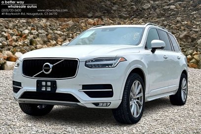 Used 2017 Volvo XC90 T6 Momentum