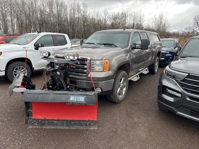 Used 2013 GMC Sierra 2500 SLT w/ SLT Convenience Package