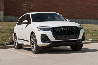 Certified 2025 Audi Q7 2.0T Premium Plus w/ Premium Plus Package