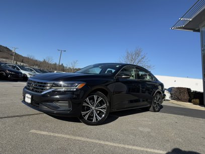 Certified 2022 Volkswagen Passat 2.0T SE