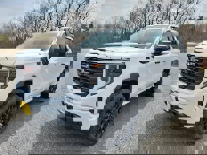 New 2025 GMC Sierra 1500 Pro w/ Graphite Edition