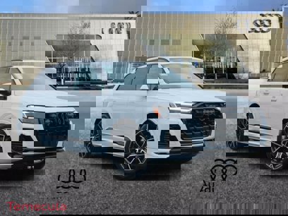 New 2025 Audi Q7 3.0T Premium Plus