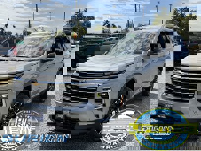 New 2025 Chevrolet Traverse LT w/ Enhanced Driving Package
