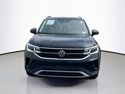 Used 2022 Volkswagen Taos SEL w/ Panoramic Sunroof Package