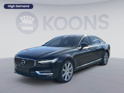 Used 2018 Volvo S90 T6 Inscription w/ Convenience Package