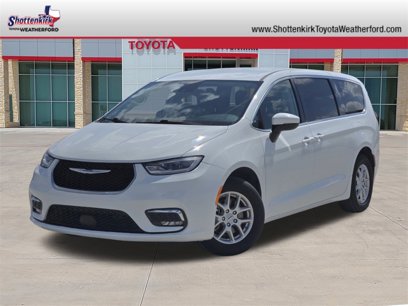 Used 2023 Chrysler Pacifica Touring-L