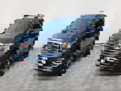 Used 2019 GMC Acadia SLT w/ LPO, Floor Liner Package