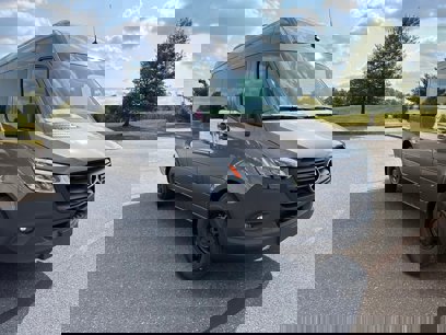 New 2024 Mercedes-Benz Sprinter 2500