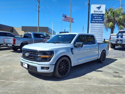 New 2025 Ford F150 XLT w/ Equipment Group 302A MID