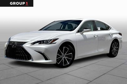 New 2025 Lexus ES 300h w/ Premium Package