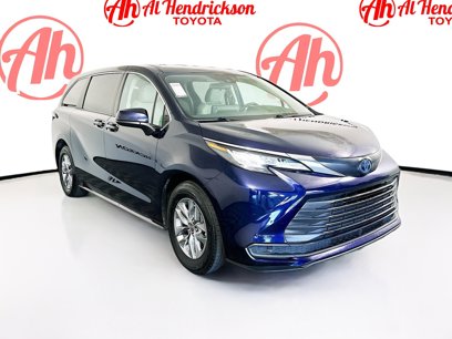 Used 2023 Toyota Sienna LE
