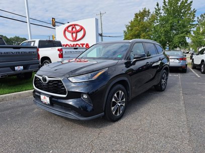 Used 2021 Toyota Highlander XLE