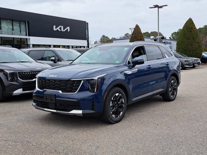 New 2025 Kia Sorento S