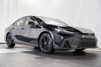 Used 2025 Toyota Camry SE