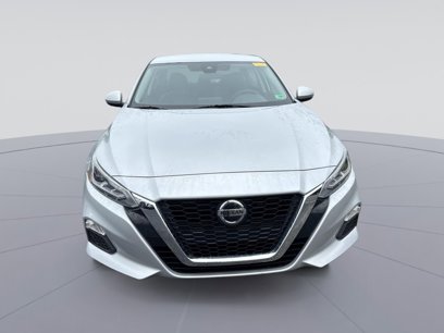 Used 2022 Nissan Altima 2.5 SV