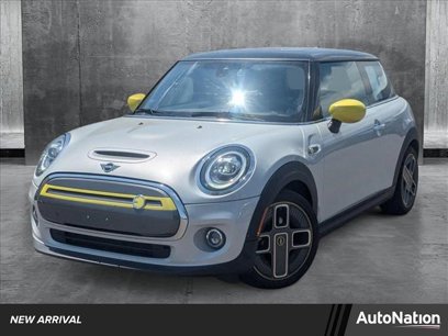Used 2020 MINI Cooper SE w/ 8.8" Touchscreen Nav Package