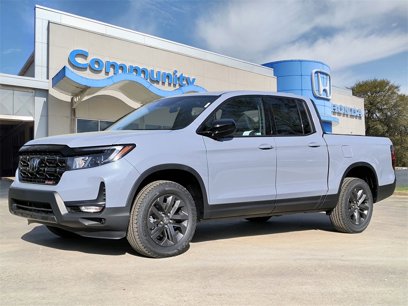 New 2025 Honda Ridgeline Sport