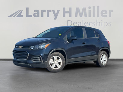 Used 2022 Chevrolet Trax LS w/ Tint and Cruise Package