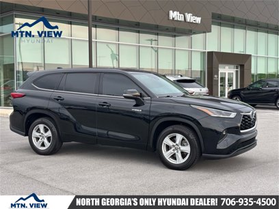Used 2021 Toyota Highlander LE