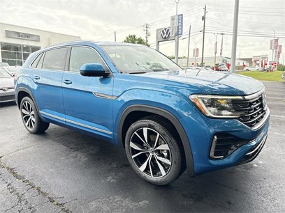 New 2025 Volkswagen Atlas Cross Sport SEL Premium R-Line