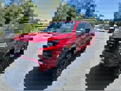 New 2025 GMC Canyon Elevation w/ Convenience Package