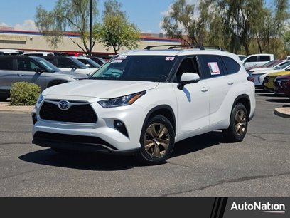 Used 2023 Toyota Highlander Bronze Edition