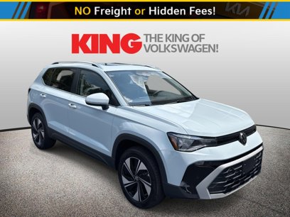 New 2025 Volkswagen Taos SE