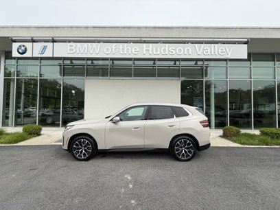 New 2025 BMW X3 xDrive30i w/ Premium Package