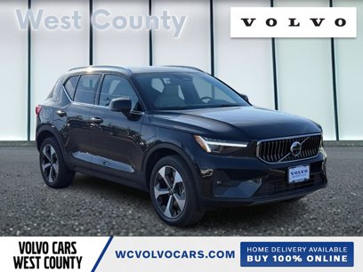 New 2025 Volvo XC40 B5 Plus w/ Protection Package Premier
