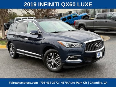 Used 2019 INFINITI QX60 Luxe w/ Essential Package